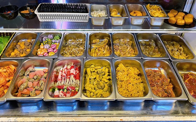 Amet Quán - Lẩu Bò & Bò Nầm Nướng Sốt Me - Ngô Quyền