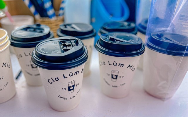 Cía Lùm Mía - Cà Phê Sữa Tươi Sương Sáo - Phan Trung