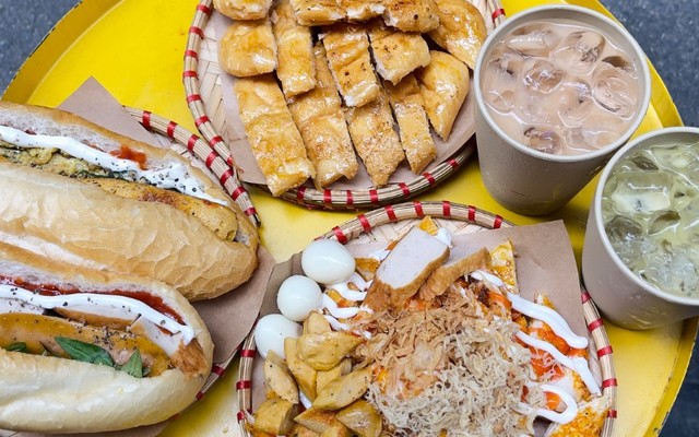 Chà Bá Lửa - Bánh Mì Muối Ớt Chuẩn Sài Gòn - Phan Văn Trường