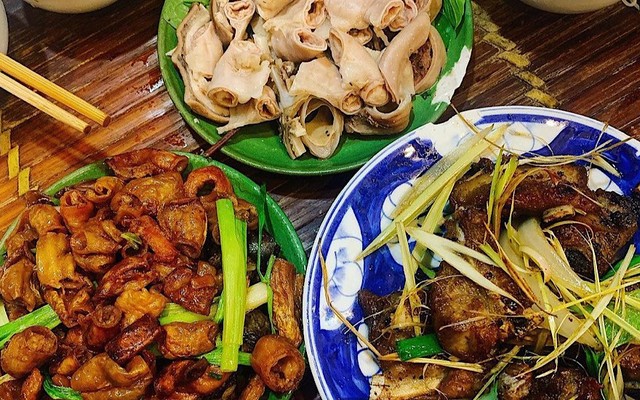 Lòng Hoa - Cháo Lòng & Lòng Rán Hà Nội - Đường 79