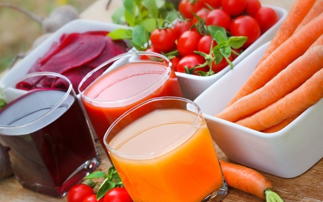 Một Ụm - Nước Ép & Bánh Mỳ - Phan Huy Ích