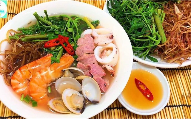 Bún Mắm - Bún Thái Cô Phượng - Cô Giang