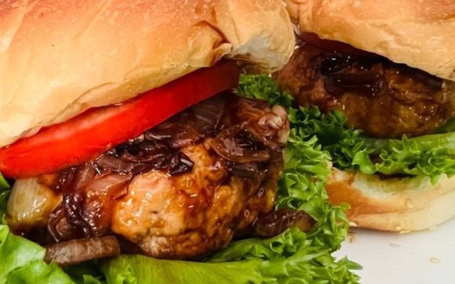 Crazy Burger - Burger & Cà Ri Gà Singapore