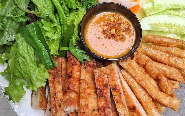 Nem Chua Nướng - Đồ Ăn Vặt Hiền Hiền