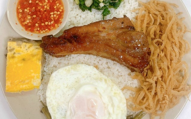 Cơm Tấm Sườn Que - Hồng Bàng
