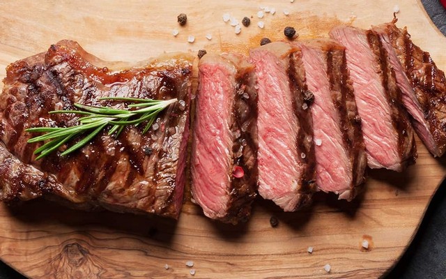 Vịnh Tàu Đắm - Steak & Burger - Nguyễn Trung Trực
