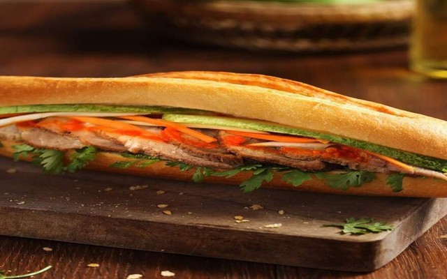 Bamicha - Bánh Mì Chả Nóng - 170 Hoàng Công