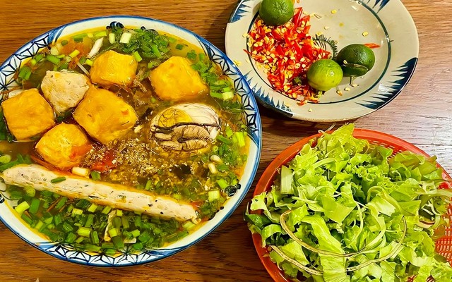 Bún Riêu Tóp Mỡ Cô Nho - 21 Thăng Long