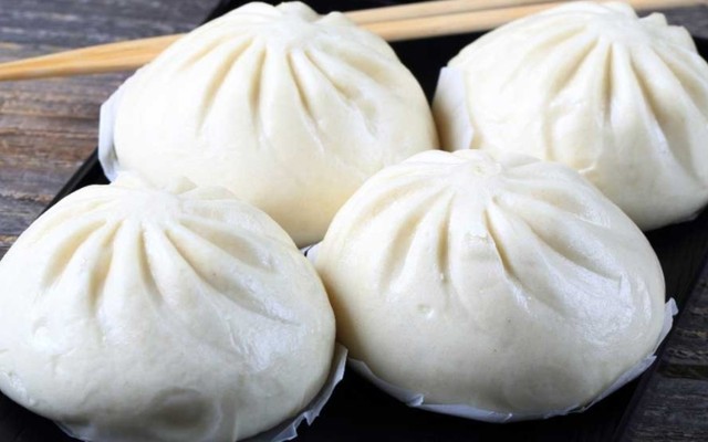 Bánh Bao Hoàng Ngọc - Nguyễn Quý Đức