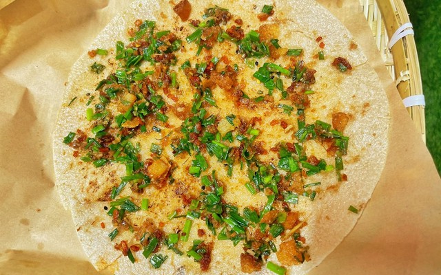 Bánh Mắm Má Thơm - Phan Trung