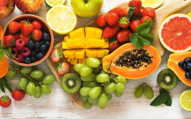 Trái Cây Phượng - Trái Cây Gọt Sẵn - Lê Văn Linh