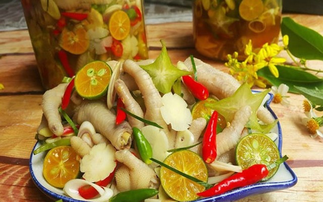 Chân Gà Sả Tắc A Béo - Gỏi Đu Đủ Ba Khía - Giáo Xứ Thuận Hoà