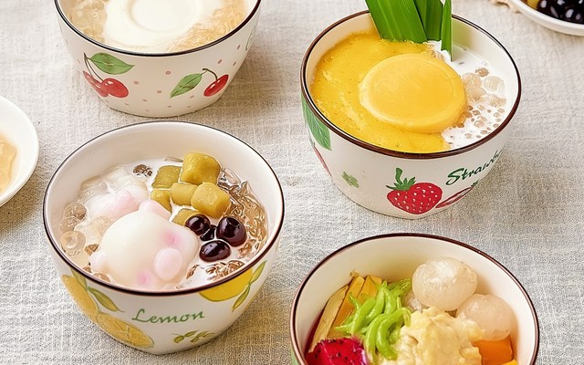 Thúy Hằng - Chè Dừa Thái Lan & Cốt Dừa Tươi - Phạm Ngọc Thạch