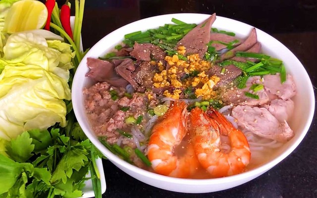 Hủ Tiếu Nam Vang Thành Phát - Minh Phụng