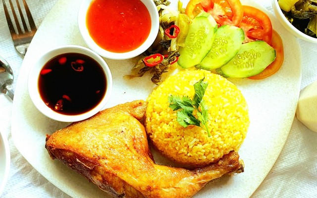 Cơm Gà Cô Ba Ốm - Pham Huy Thực