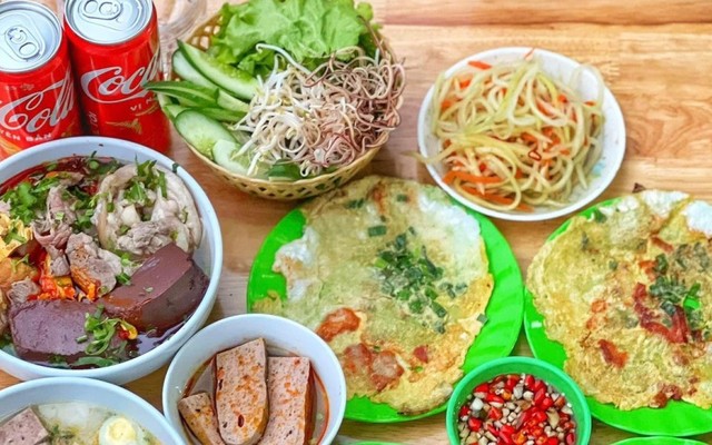 Quán Gì Tuyết - Bún Huế, Bánh Ép Huế - Võ Thị Sáu