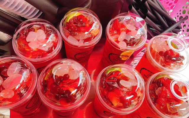 Tiệm Trà Trái Cây, Ăn Vặt Nhà Dâu