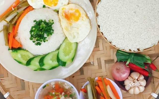 Cơm Tấm Long Xuyên Vợ Đậu CN 2 - Bùi Quang Là