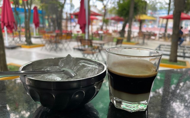 Cafe HAPPY - Trà Sữa Tự Chọn , Kem & Nước Ép Nguyên Chất - 393 Huỳnh Văn Lũy