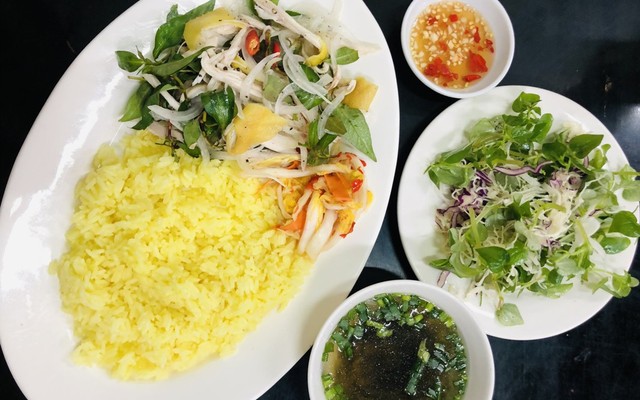 Cơm Gà Cô Ký 2 - Đống Đa