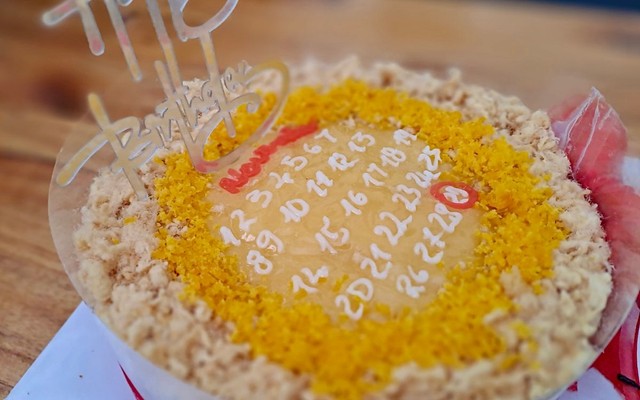 Tiệm Bánh Moon - Bông Lan Trứng Muối