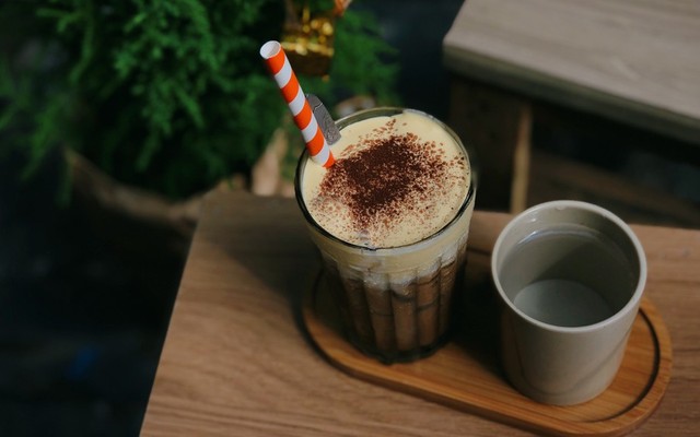 Tiệm Cà Phê Nhà Chúng Mình - 231/2 Đ. Lê Duẩn