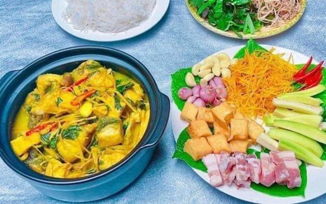 Nhà Hàng Hải Sản Trung Kiên - 82 Hoàng Thế Thiện