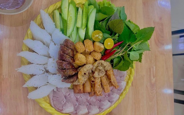 Bún Đậu Phố Cổ Hà Nội - Trần Quốc Toản