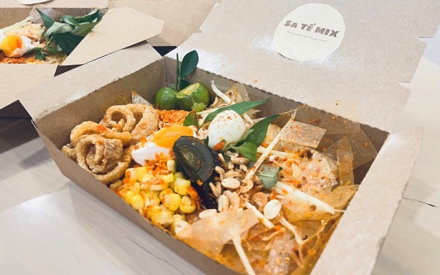 Sa Tế Mix - Bánh Tráng Trộn Sa Tế 3 Loại Trứng