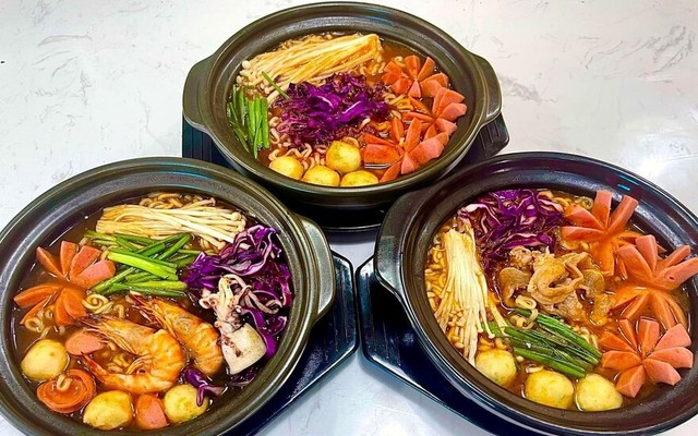 Tokki - Gà Rán, Mỳ Cay & Pizza - Phố Xốm