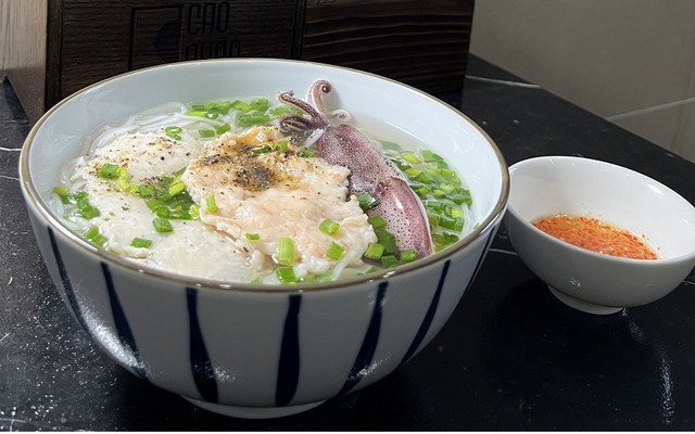 Cao Quán - Bún Quậy & Mì Trộn Hải Sản 