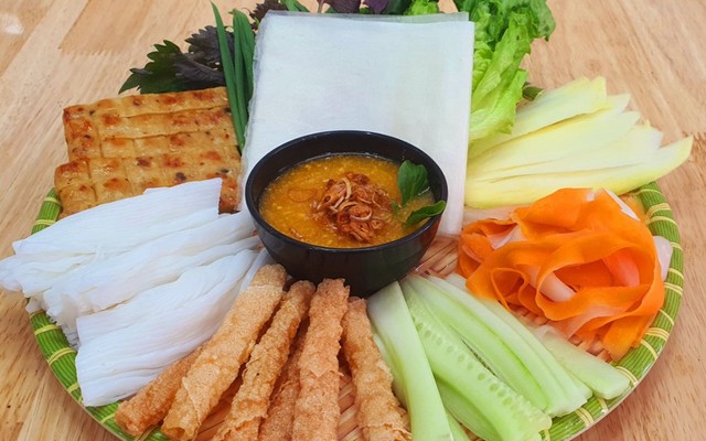 Tuệ Tâm - Nem Nướng Nha Trang