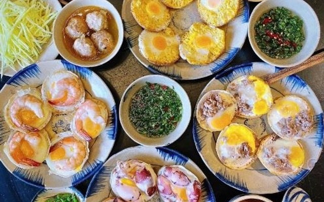 Tiệm Bánh Căn Tháng Năm - Cửu Long