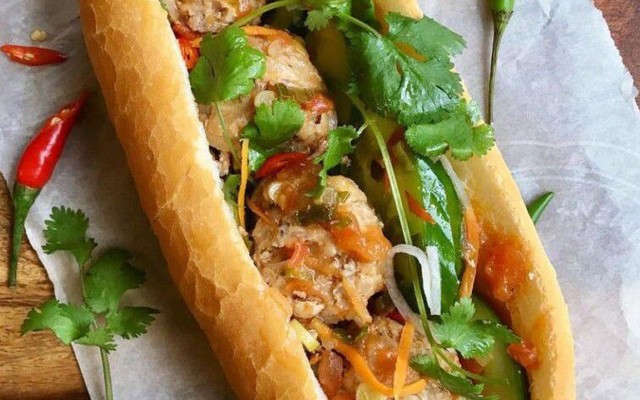 Bún Thịt Bò Xào - Cách Mạng Tháng 8