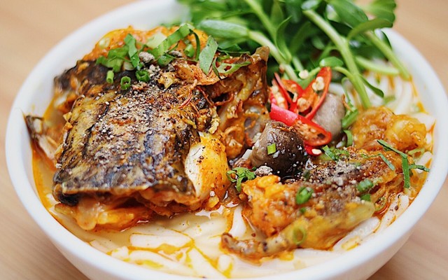 BÁNH CANH CÁ LÓC THIỆN MẬP - TÔ KÝ