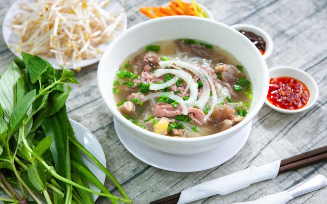 Phở Đoàn - Phở Gia Truyền Hà Nội - Man Thiện