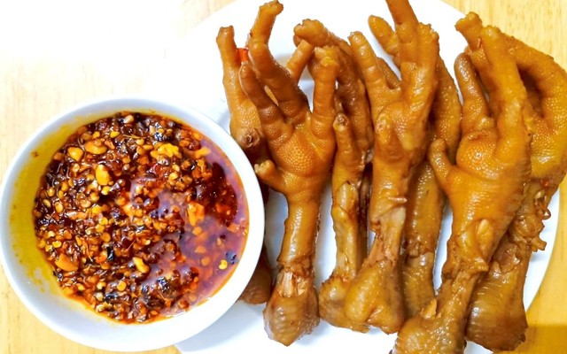 Gà Cay MãLa - Vườn Điều