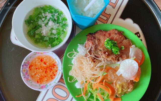 Nâu - Cơm Sườn Nướng Phan Rang - Phù Đổng Thiên Vương