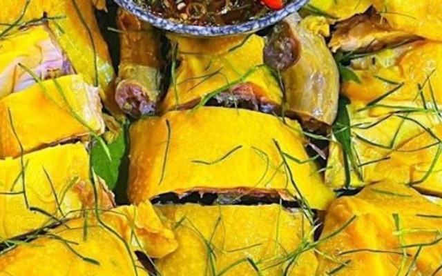 Gà Ủ Muối Hoa Tiêu Foody - Trần Quang Long