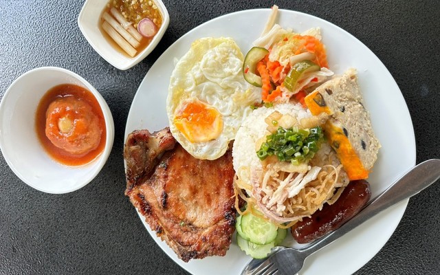 7 Cơm Tấm - Lý Thái Tổ