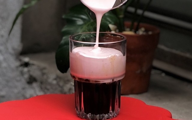 YAAAF CAFÉ - Cà Phê Muối Hồng - Nguyễn Trãi