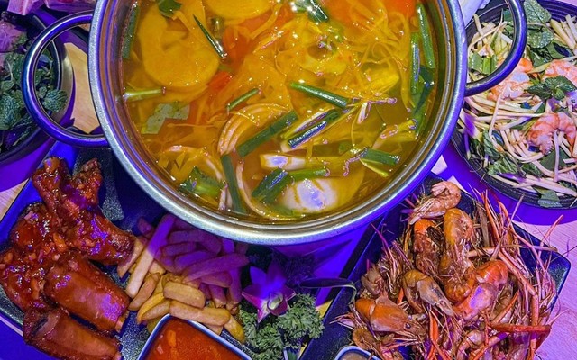 Nhà Hàng GenZ - Thái Hà