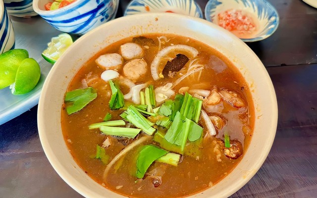 Bò Kho Trong Hẻm - Đường Số 6