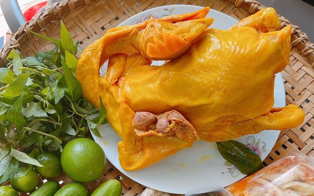 Huỳnh Thuỷ Gà Ủ Muối - Đường 2 Tháng 4, Nha Trang