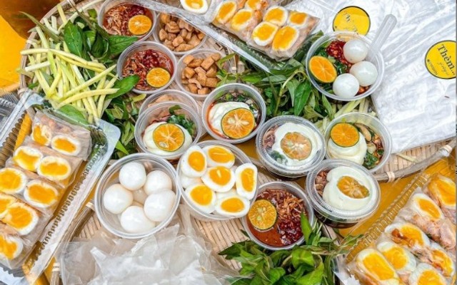 Ăn Vặt COBE - Chân Gà Sốt Thái, Bánh Tráng Phơi Sương Tóp Mỡ & Muối Sặc