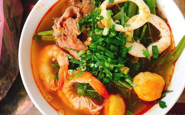 Bún Thái & Bún Thịt Xào - Quán Út Chia