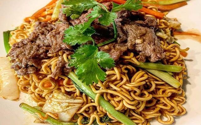 Cơm Chú Mập - Mì Xào Bò & Mì Xào Hải Sản - Quang Trung