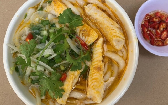 Bánh Canh Cá Lóc Út Hạnh - Tân Sơn