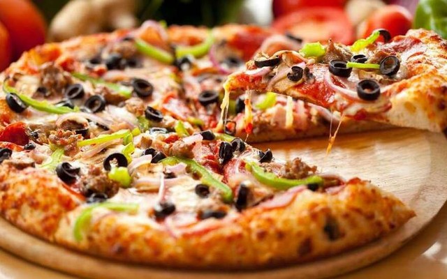 Bố Già Pizza - Thanh Niên