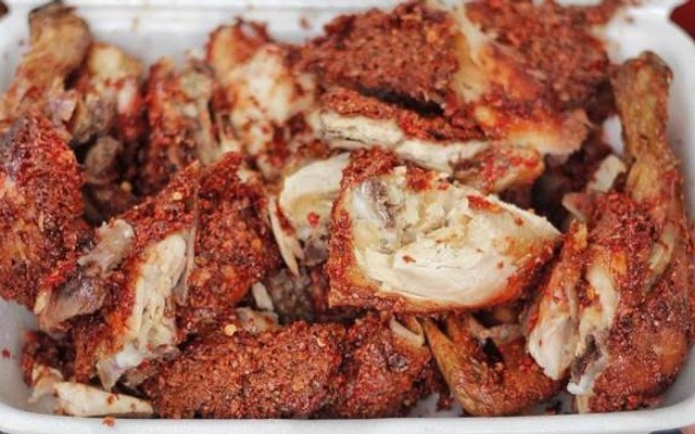 Gà Nướng Muối Ớt - 126 Âu Cơ